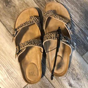 Womens size 9 sandals